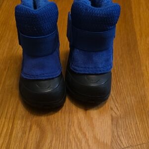 The North Face Kids' Navy Winter Boots